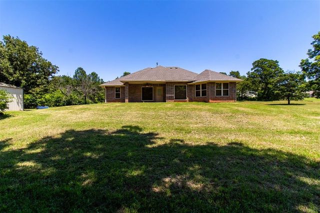 900301 S Oak Hill Drive, Chandler, OK 74834