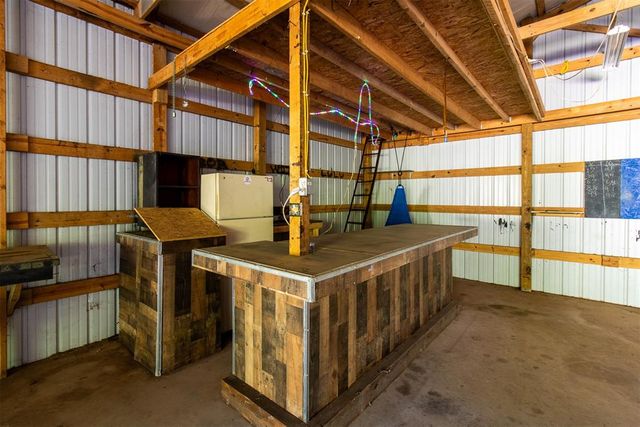 900301 S Oak Hill Drive, Chandler, OK 74834