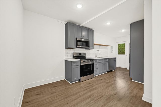 7537 Westover Street B, Houston, TX 77087