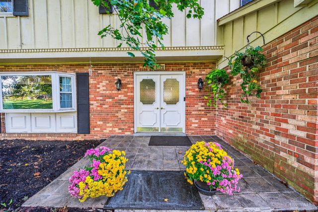 5702 Sherwood Drive, Miami Twp, OH 45150