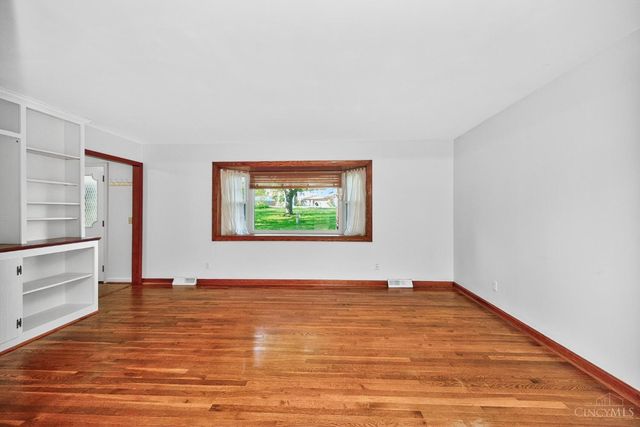 5702 Sherwood Drive, Miami Twp, OH 45150