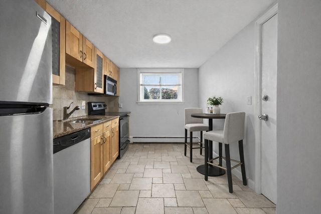 20 Westgate Rd 2, Boston, MA 02467