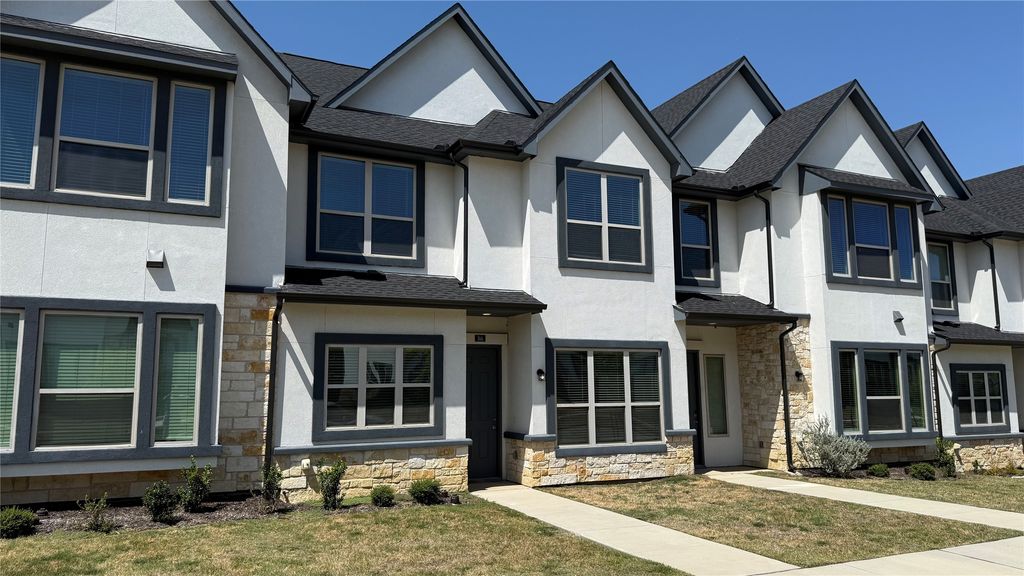 366 Buck Ridge Drive, Frisco, TX 75068
