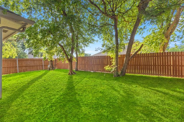 8343 Crystalwood Drive, Dallas, TX 75249