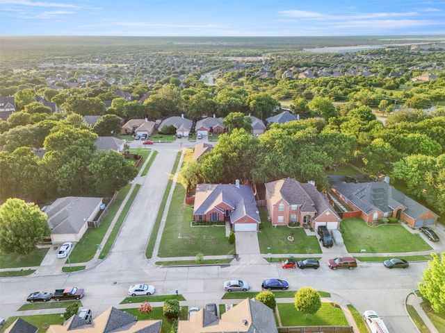 8343 Crystalwood Drive, Dallas, TX 75249