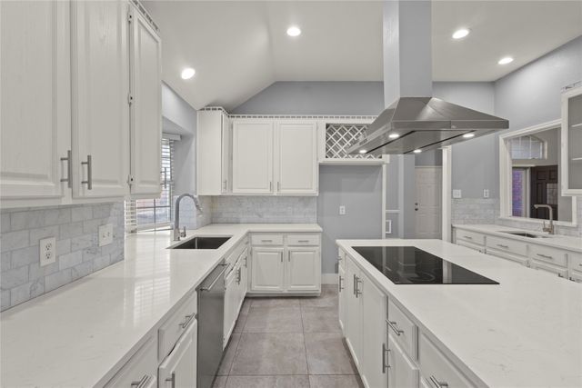8343 Crystalwood Drive, Dallas, TX 75249