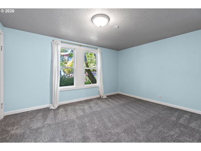 620 Sw ORCHID St, Portland, OR 97219
