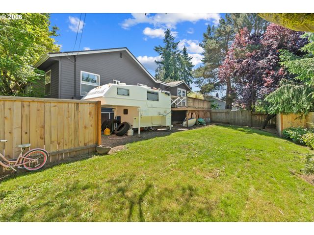 620 Sw ORCHID St, Portland, OR 97219