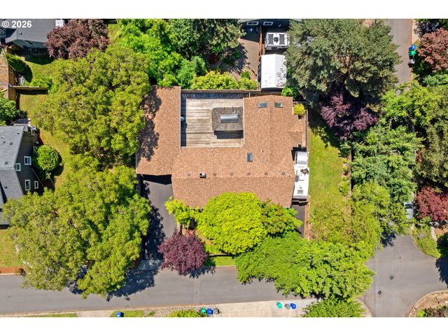 620 Sw ORCHID St, Portland, OR 97219