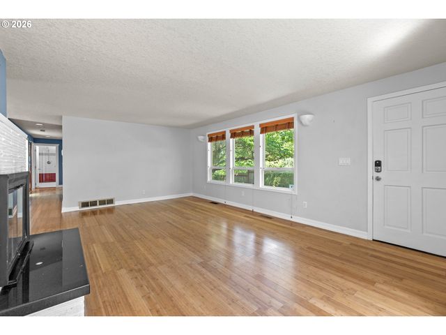 620 Sw ORCHID St, Portland, OR 97219