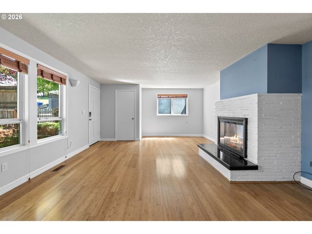 620 Sw ORCHID St, Portland, OR 97219