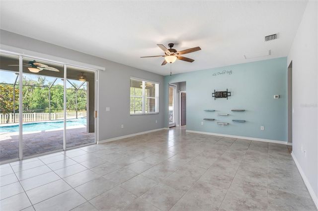 18682 MALINCHE LOOP, Spring Hill, FL 34610
