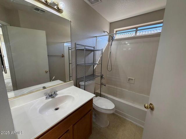 16567 W Latham Street, Goodyear, AZ 85338