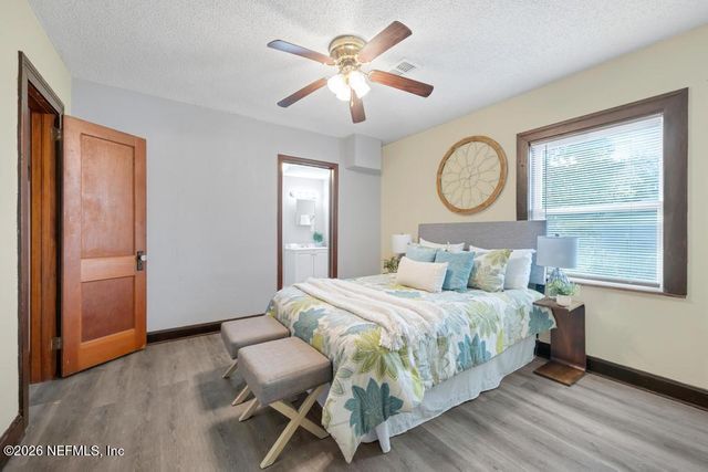 2550 SUMMIT Street, Jacksonville, FL 32204