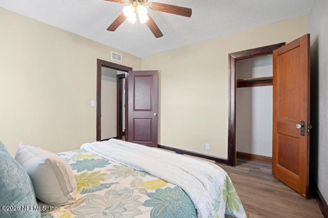 2550 SUMMIT Street, Jacksonville, FL 32204