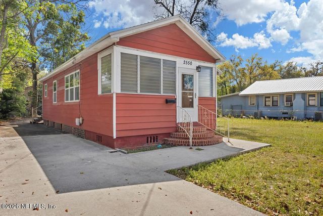 2550 SUMMIT Street, Jacksonville, FL 32204