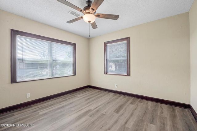 2550 SUMMIT Street, Jacksonville, FL 32204