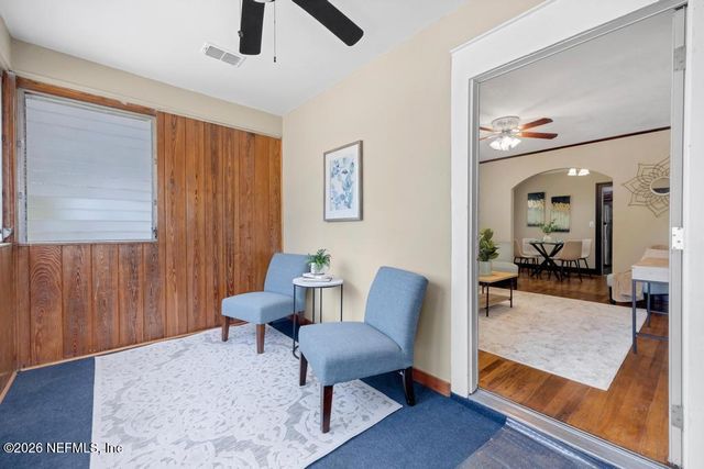 2550 SUMMIT Street, Jacksonville, FL 32204