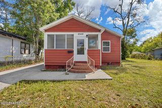 2550 SUMMIT Street, Jacksonville, FL 32204