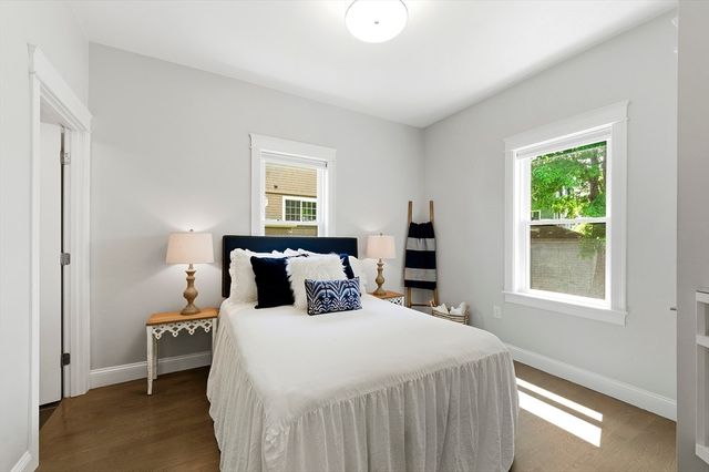 21 Whitney Ave 1L, Beverly, MA 01905