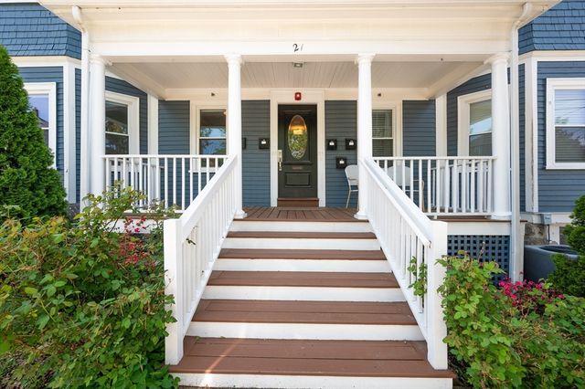 21 Whitney Ave 1L, Beverly, MA 01905