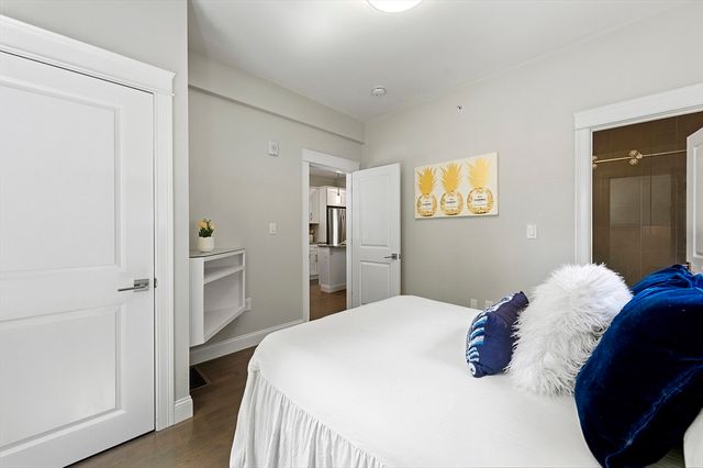 21 Whitney Ave 1L, Beverly, MA 01905
