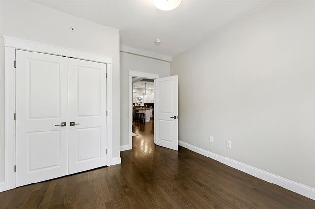 21 Whitney Ave 1L, Beverly, MA 01905