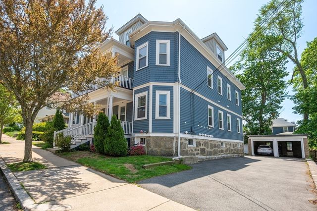 21 Whitney Ave 1L, Beverly, MA 01905