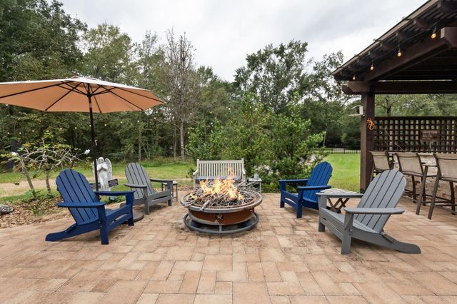 1702 Country Creek Court, Magnolia, TX 77354