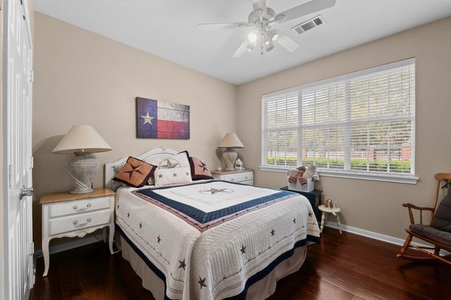 1702 Country Creek Court, Magnolia, TX 77354