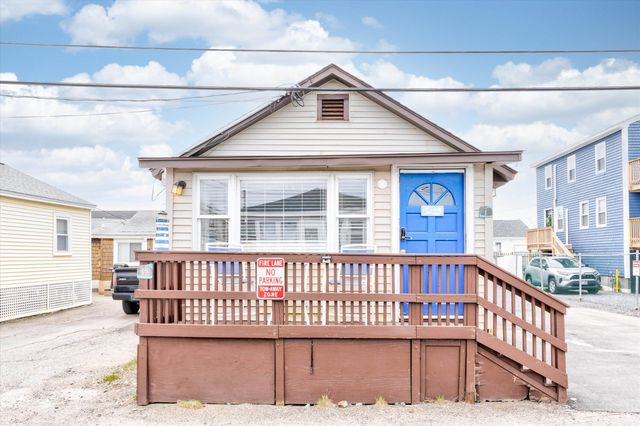 15 Riverview Terrace, Hampton, NH 03842