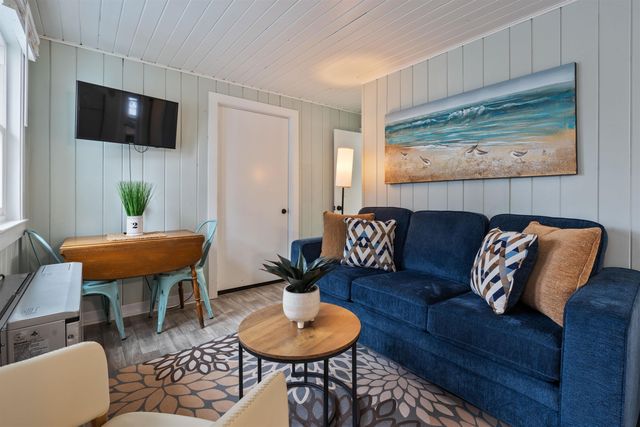 15 Riverview Terrace, Hampton, NH 03842