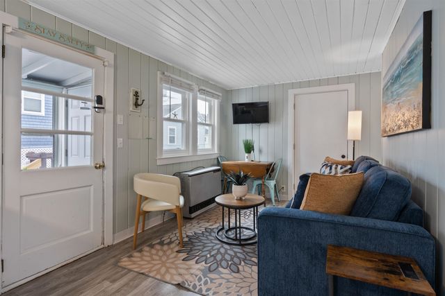 15 Riverview Terrace, Hampton, NH 03842