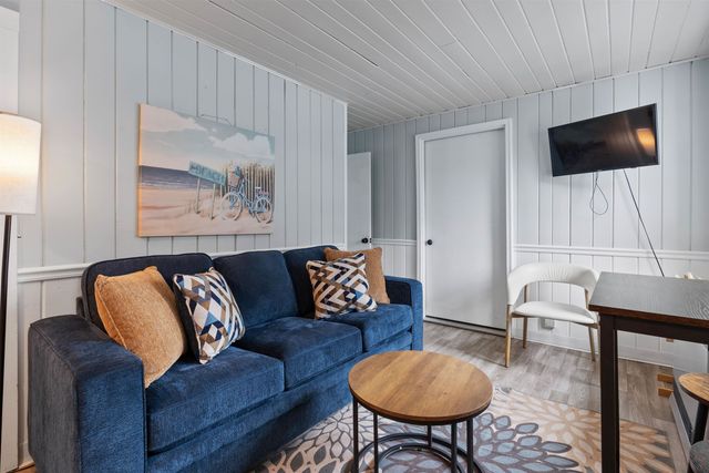 15 Riverview Terrace, Hampton, NH 03842