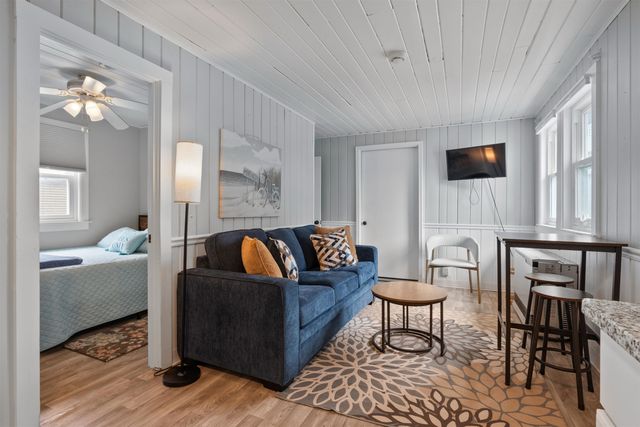 15 Riverview Terrace, Hampton, NH 03842