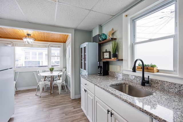 15 Riverview Terrace, Hampton, NH 03842