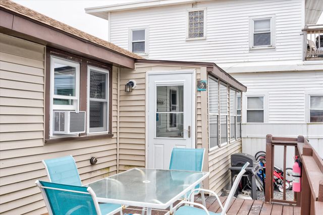 15 Riverview Terrace, Hampton, NH 03842