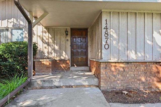 14870 W Kingsway DRIVE, New Berlin, WI 53151