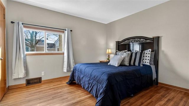 3403 Valmont Avenue, Altoona, WI 54720