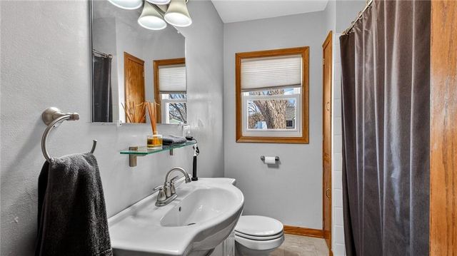 3403 Valmont Avenue, Altoona, WI 54720