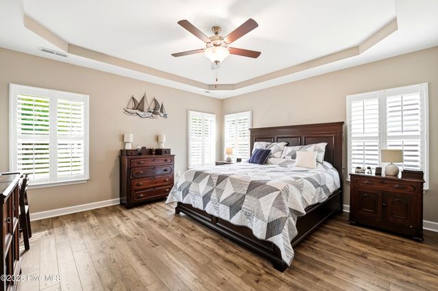 699 E Chatman Drive NW, Calabash, NC 28467