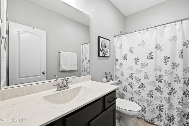 699 E Chatman Drive NW, Calabash, NC 28467