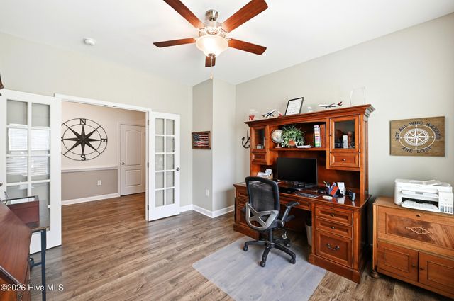 699 E Chatman Drive NW, Calabash, NC 28467