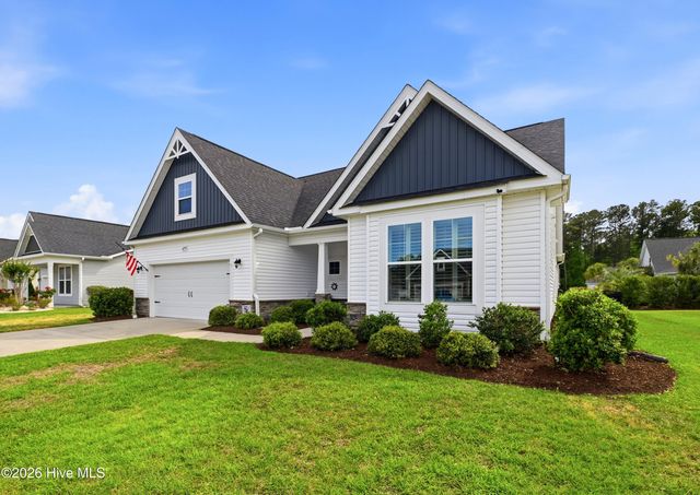 699 E Chatman Drive NW, Calabash, NC 28467
