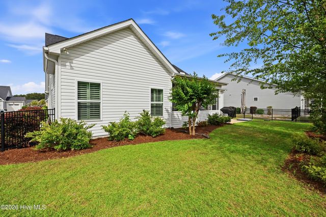 699 E Chatman Drive NW, Calabash, NC 28467