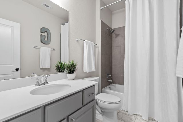 9503 Plaza Point Drive, Missouri City, TX 77459