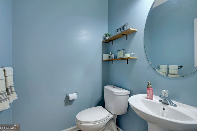 135 Valley Brook Drive, Newnan, GA 30265