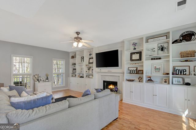 135 Valley Brook Drive, Newnan, GA 30265