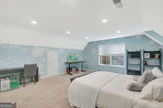 135 Valley Brook Drive, Newnan, GA 30265