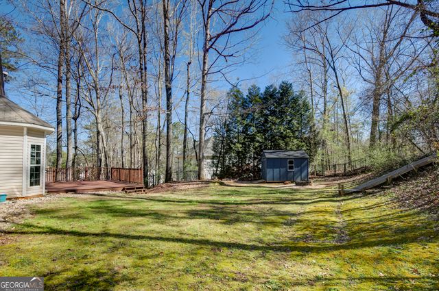 135 Valley Brook Drive, Newnan, GA 30265